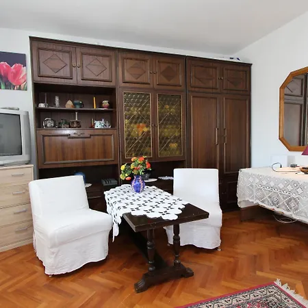 Monpeloso Διαμέρισμα *