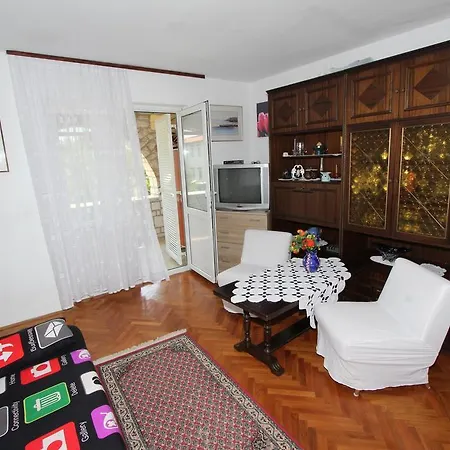Monpeloso Apartment *