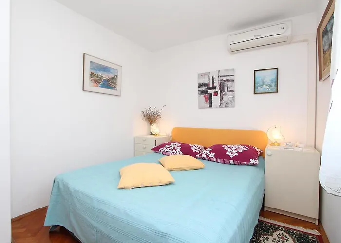 Monpeloso Ρόβινι