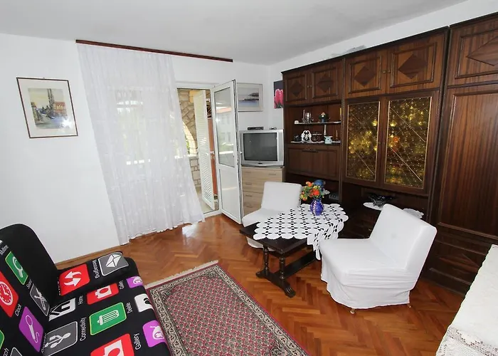 Monpeloso Apartman *
